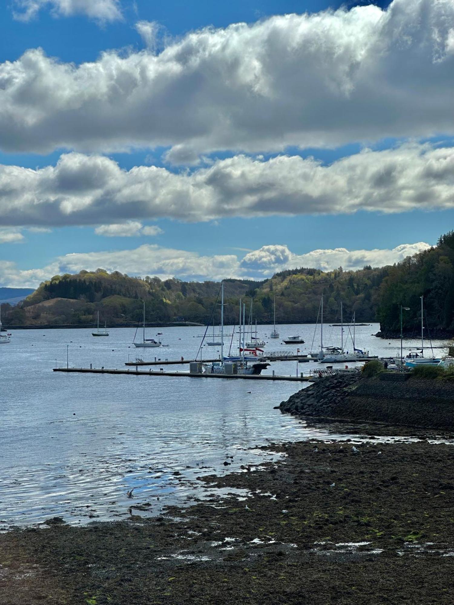 The Tobermory Hotel Экстерьер фото